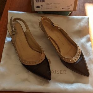 Sling-Back kitten heels